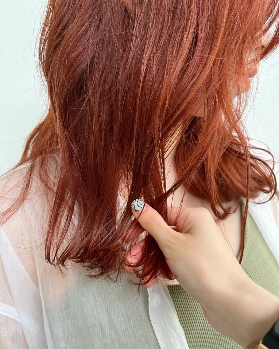 ミディアム 小山 水綺のヘアスタイル
