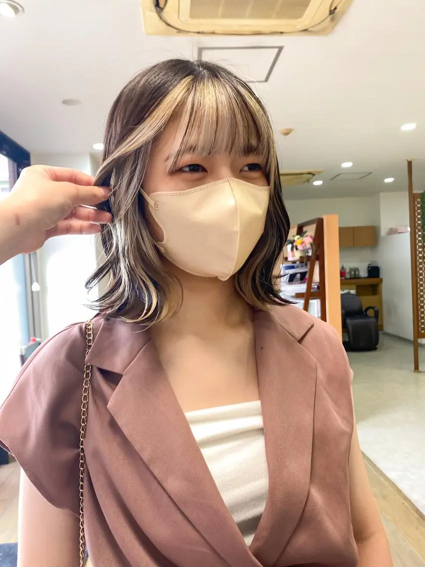 ショート カラー ブリーチカラー🫧 森　凪沙のヘアスタイル