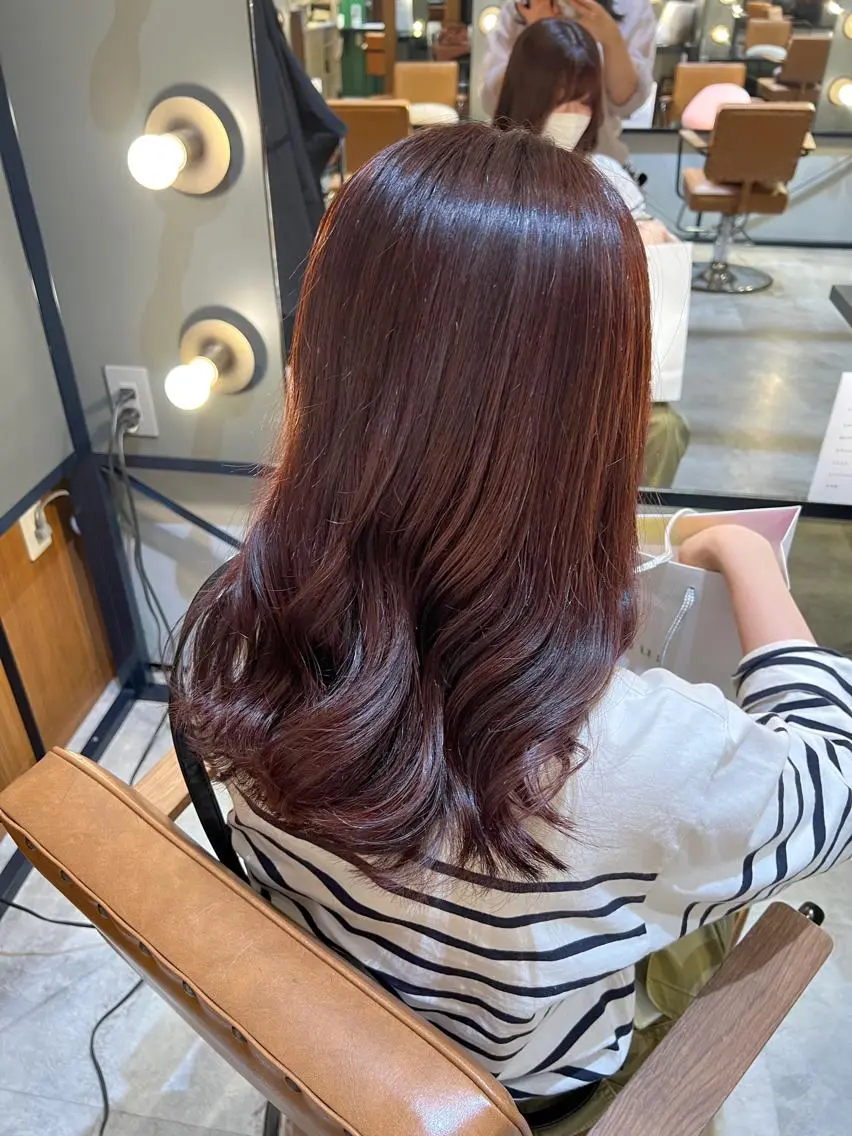 ロング カラー ブラウンカラー ピンクカラー ピンクブラウン THINK SHOP sakiのヘアスタイル