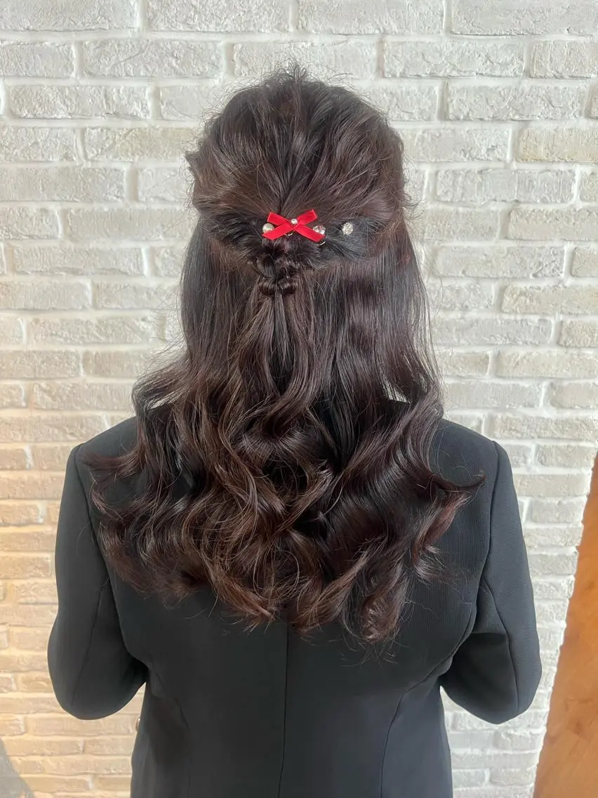 ロング ヘアアレンジ Topstylist YUKIのヘアスタイル