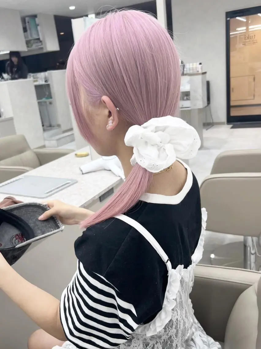 ロング カラー ヘアアレンジ ピンクカラー ロング 透明感×ダブルカラ ーHarusa🎀のヘアスタイル