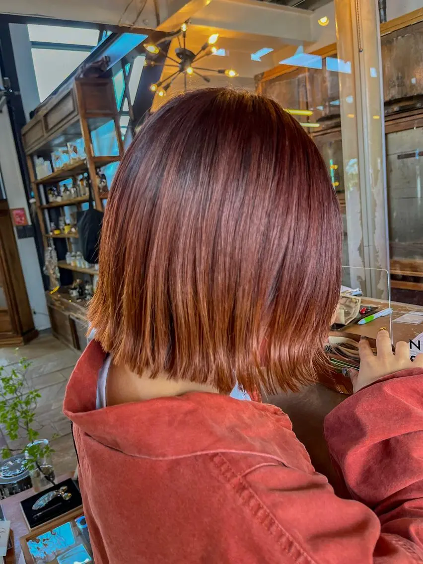 ショート カラー ヘアカラー 佐藤 美聡のヘアスタイル