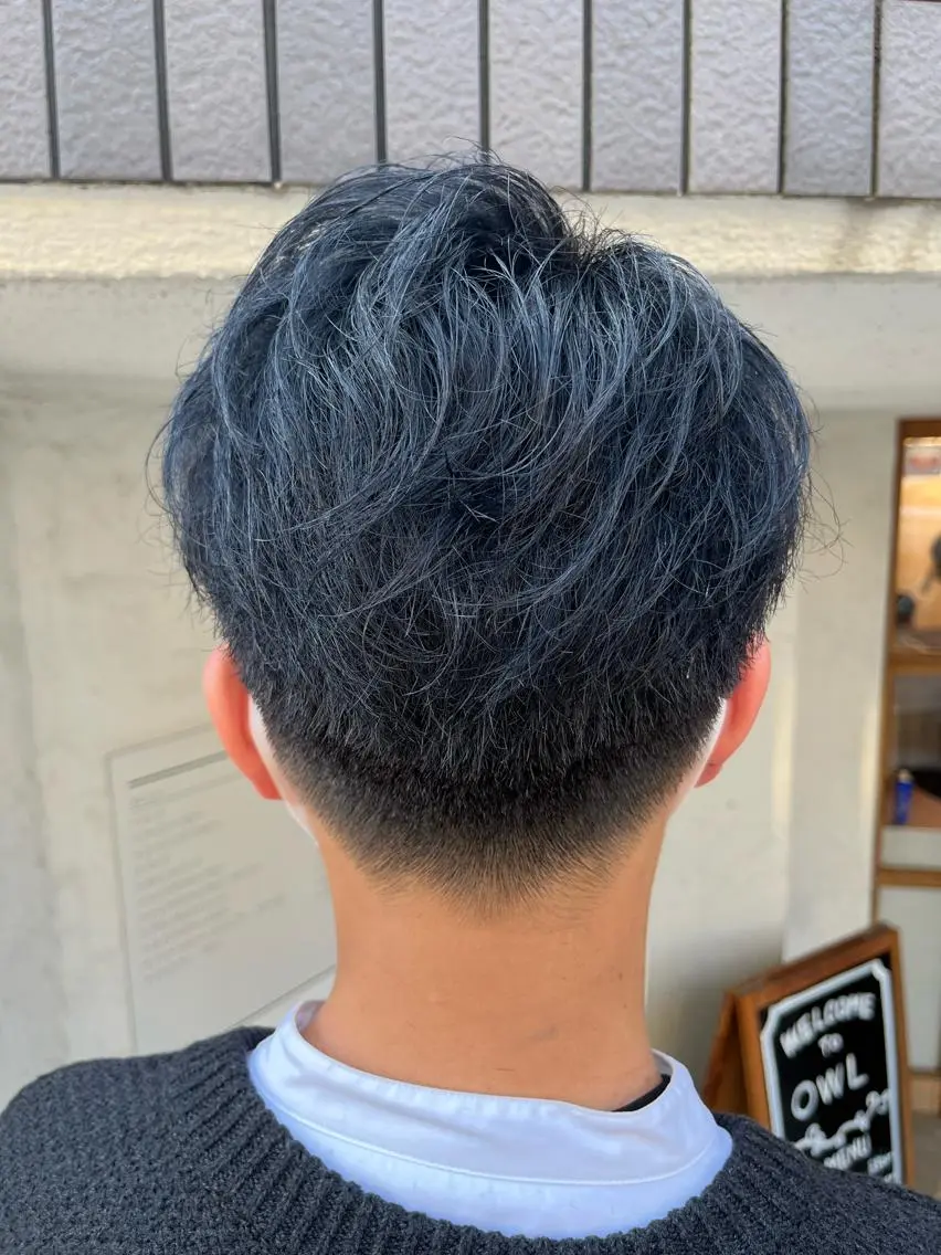 カラー メンズ 黒髪 ブルーカラー ブルーブラック ヘアカラー 透明感カラー/ ブリーチ無し/RYOのヘアスタイル