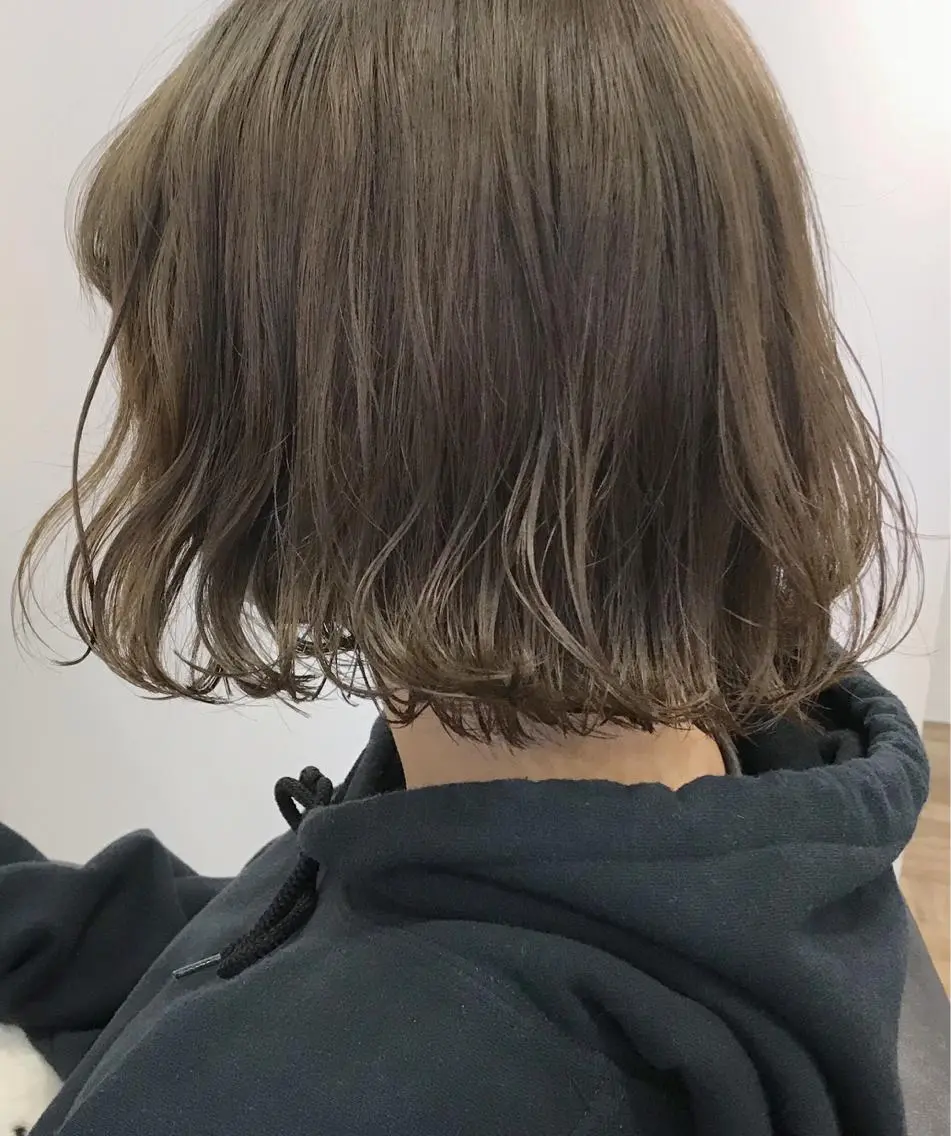 ショート カラー ヘアアレンジ 切りっぱなしボブ ボブ 【体験】韓国 メイク&ヘア天神のヘアスタイル