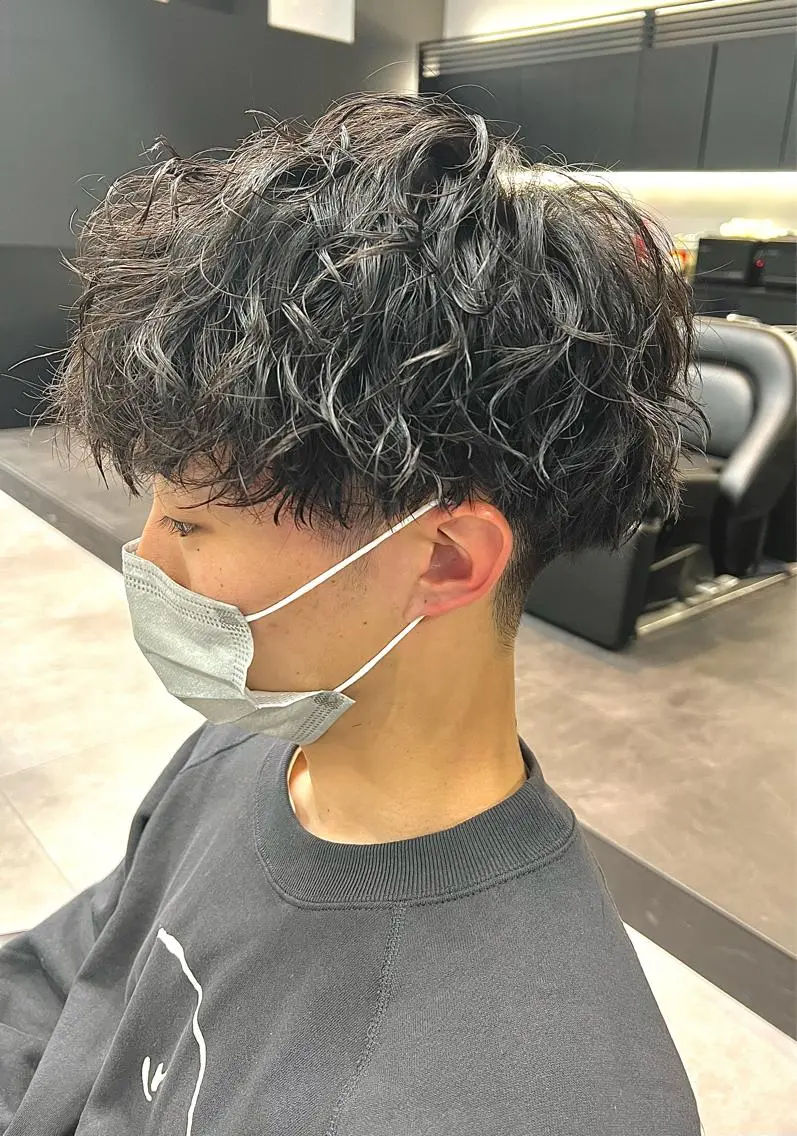 ショート パーマ メンズ カット パーマ 🦩パーマン🦩佐藤 航太のヘアスタイル