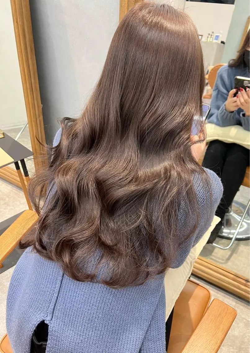ロング カット ヘアカラー トリートメント mai 🌷のヘアスタイル