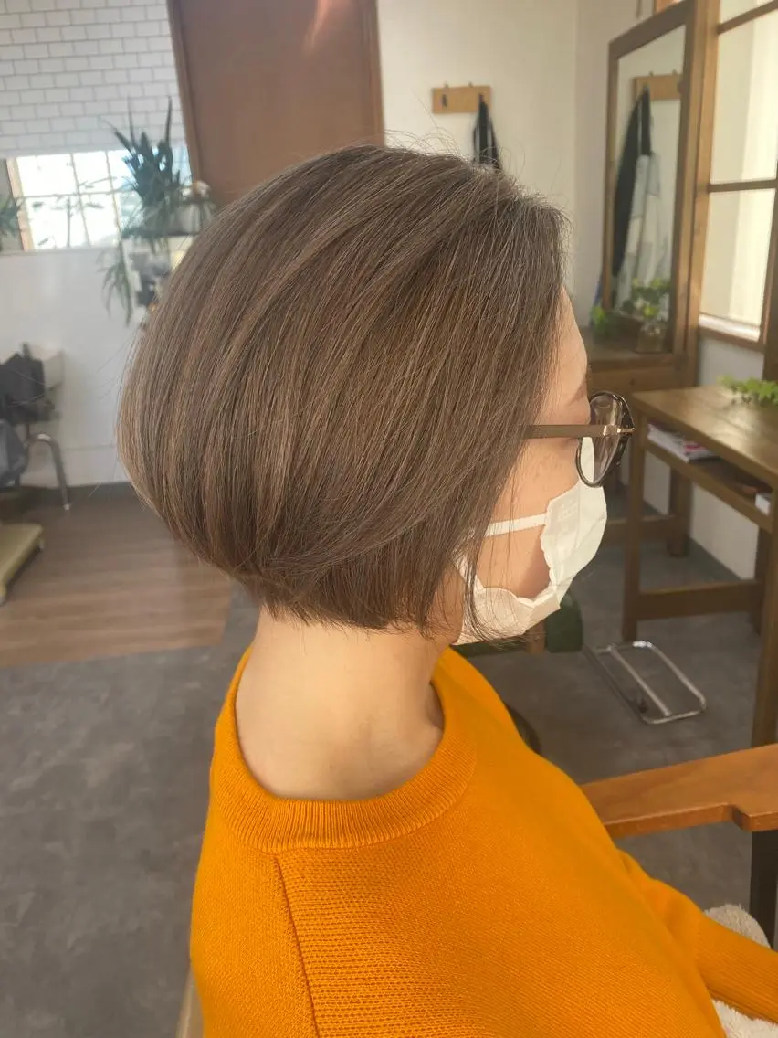 ショート カラー ショートボブ ハイライトカラー ボブ ハイライト ショートヘア カット ヘアカラー トリートメント 永沼 真依のヘアスタイル