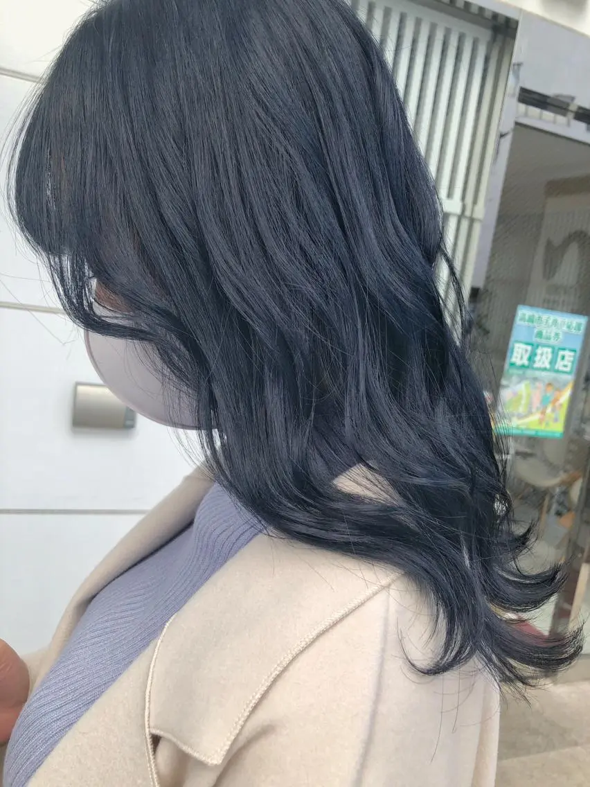 セミロング ヘアカラー 🫧富田 苑実🫧のヘアスタイル
