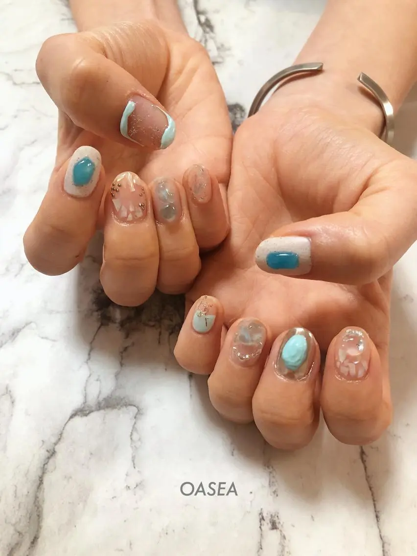 ネイル ハンドネイル 🌞💜 KAORI 🌴のネイルデザイン