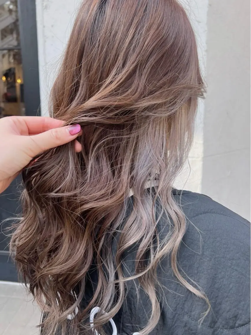 ロング カラー インナーカラー ☺︎Ayaka ☺︎のヘアスタイル