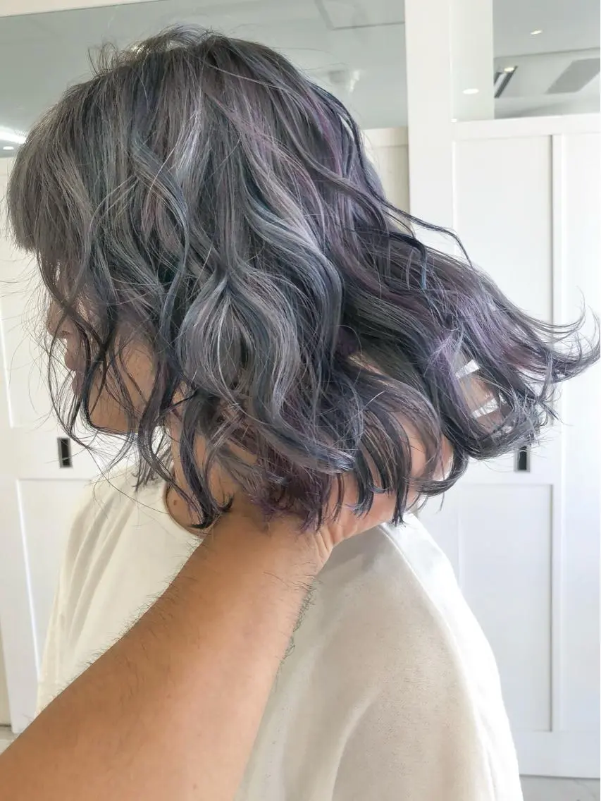 ミディアム カラー ヘアカラー トリートメント welring hair salonのヘアスタイル