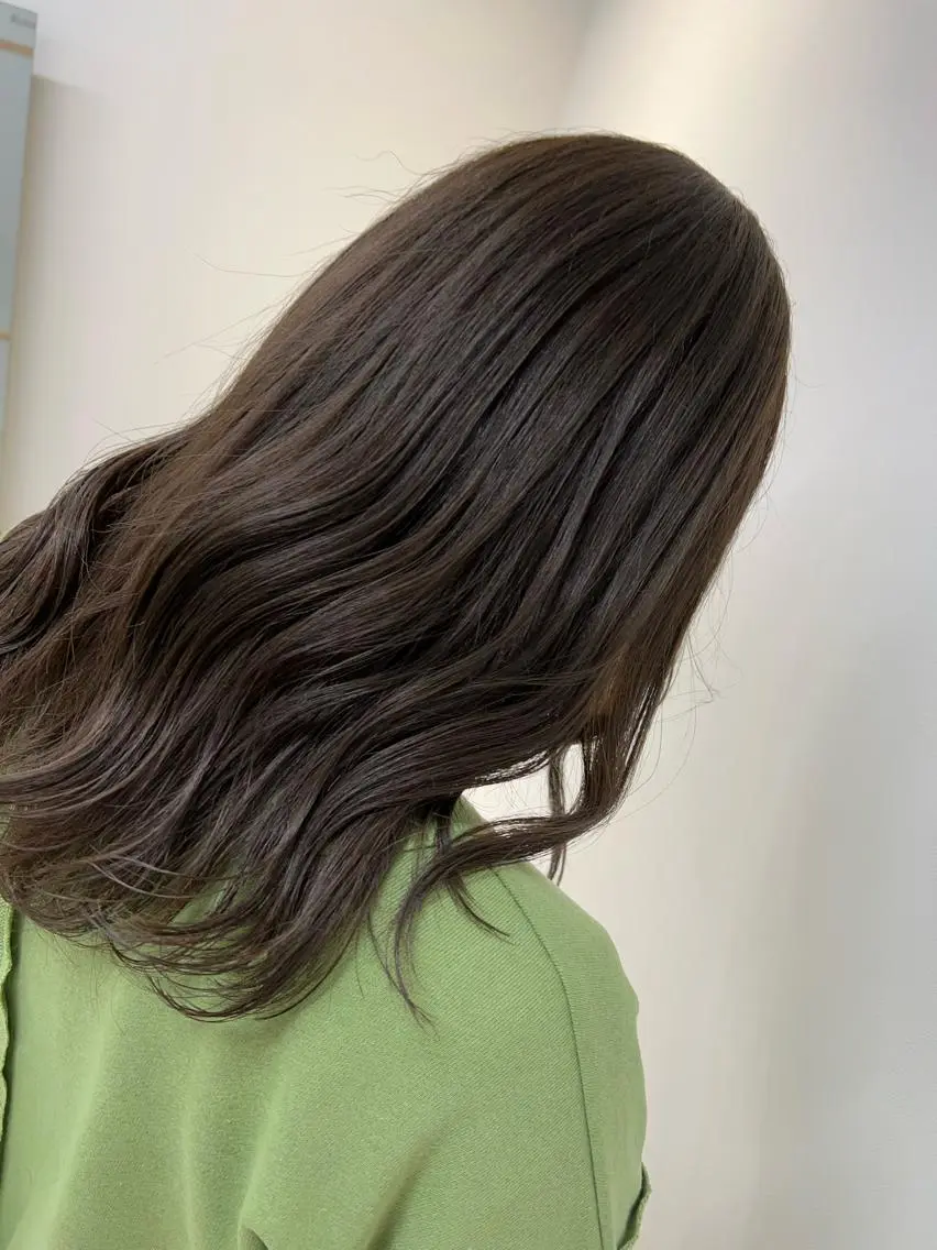 ミディアム カラー カット ヘアカラー トリートメント 角田 全史のヘアスタイル