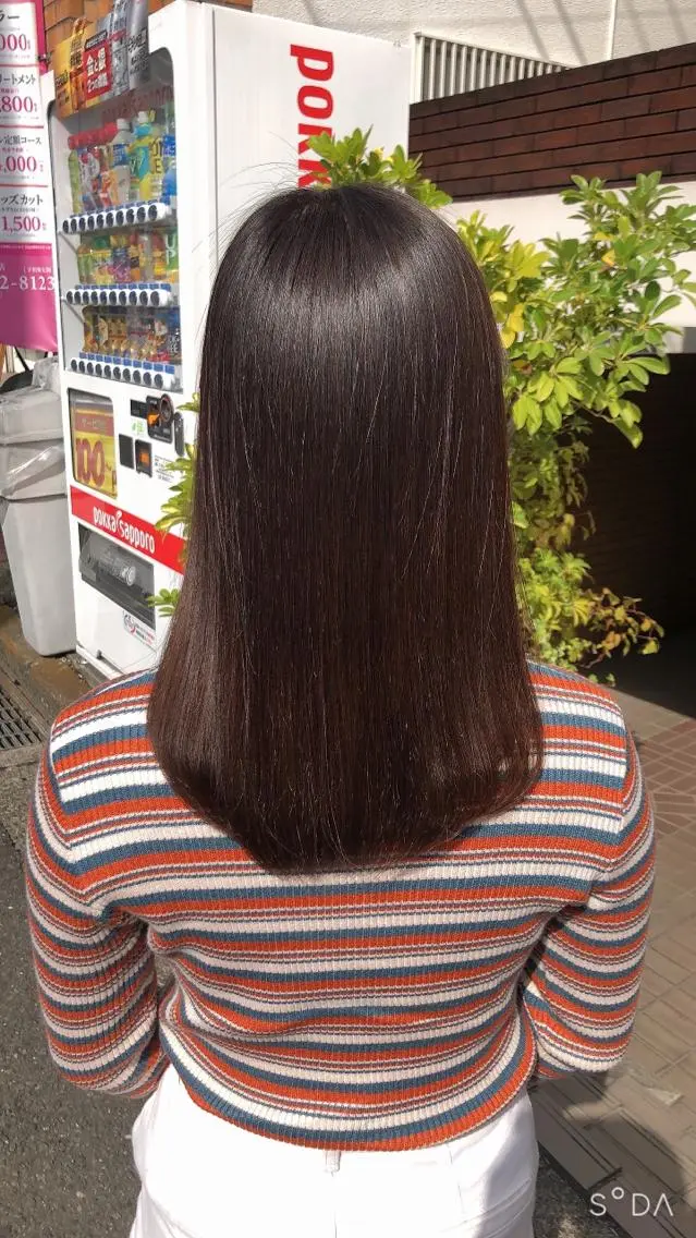 セミロング 髪質改善✨自由が丘 札辻 拓未のヘアスタイル