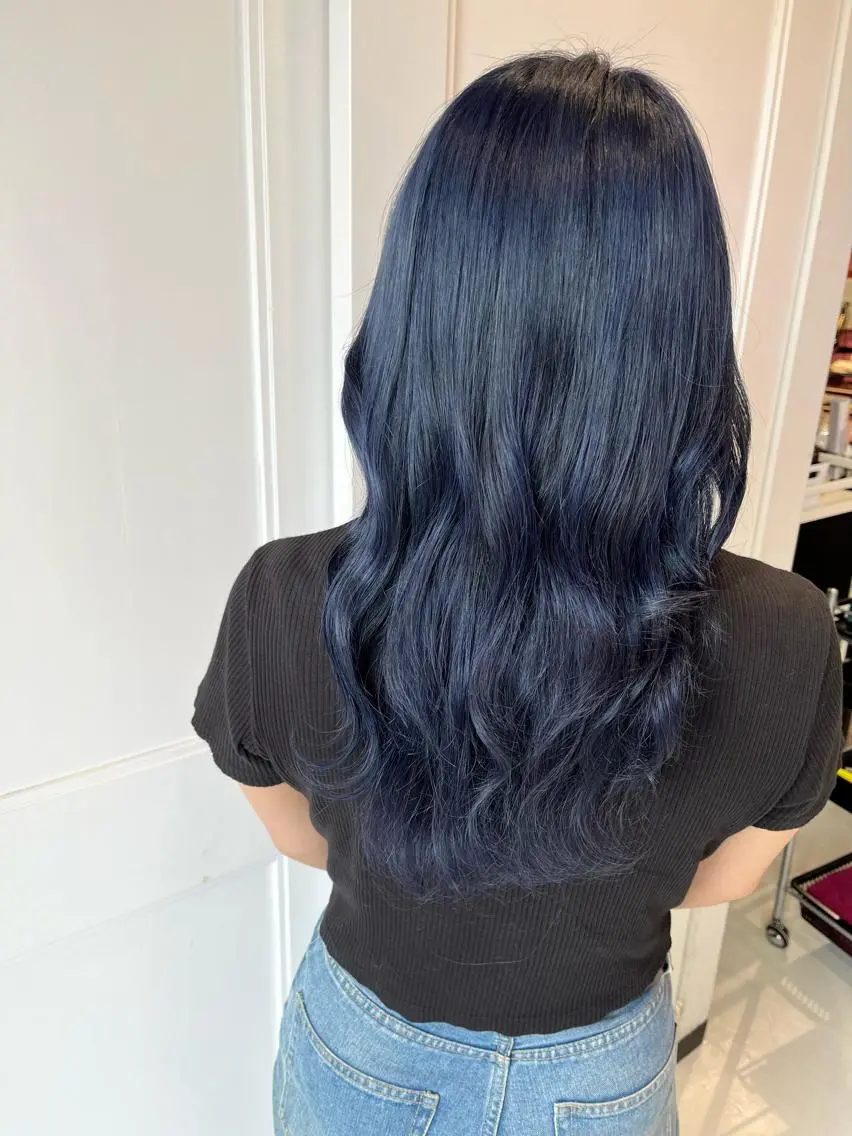 ロング ヘアカラー 中島 沙也加のヘアスタイル