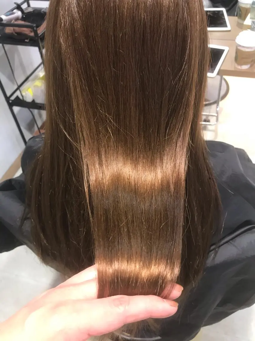 ロング トリートメント ブリーチカラー☆ 再生トリートメントのヘアスタイル