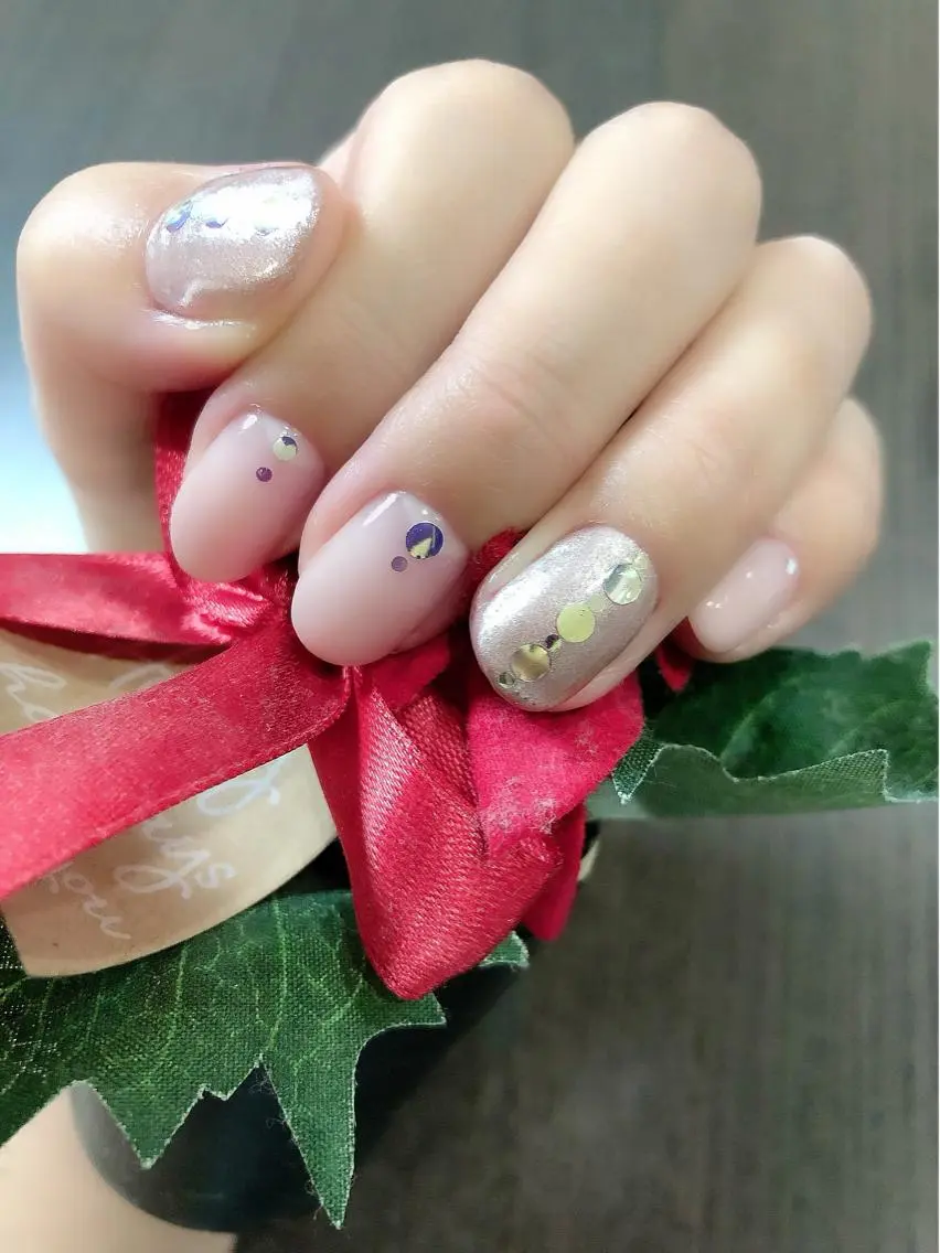 ネイル ホログラムネイル ハンドネイル Eye nailのネイルデザイン