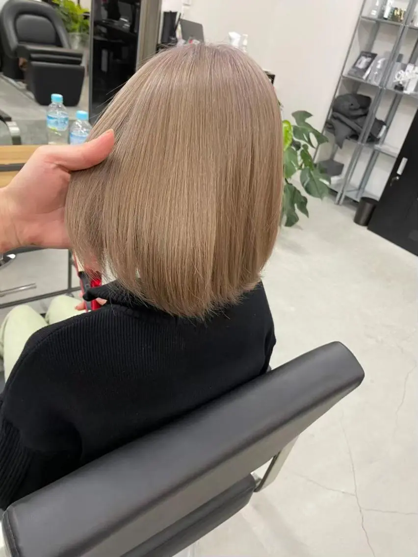 パーマ ロング カラー ヘアアレンジ ネイル マツエク・マツパ アイブロウ ショートボブ バレイヤージュ ブリーチ ケアブリーチ 透明感カラー カラー特化サロン大阪 ルービック江坂/新城のヘアスタイル