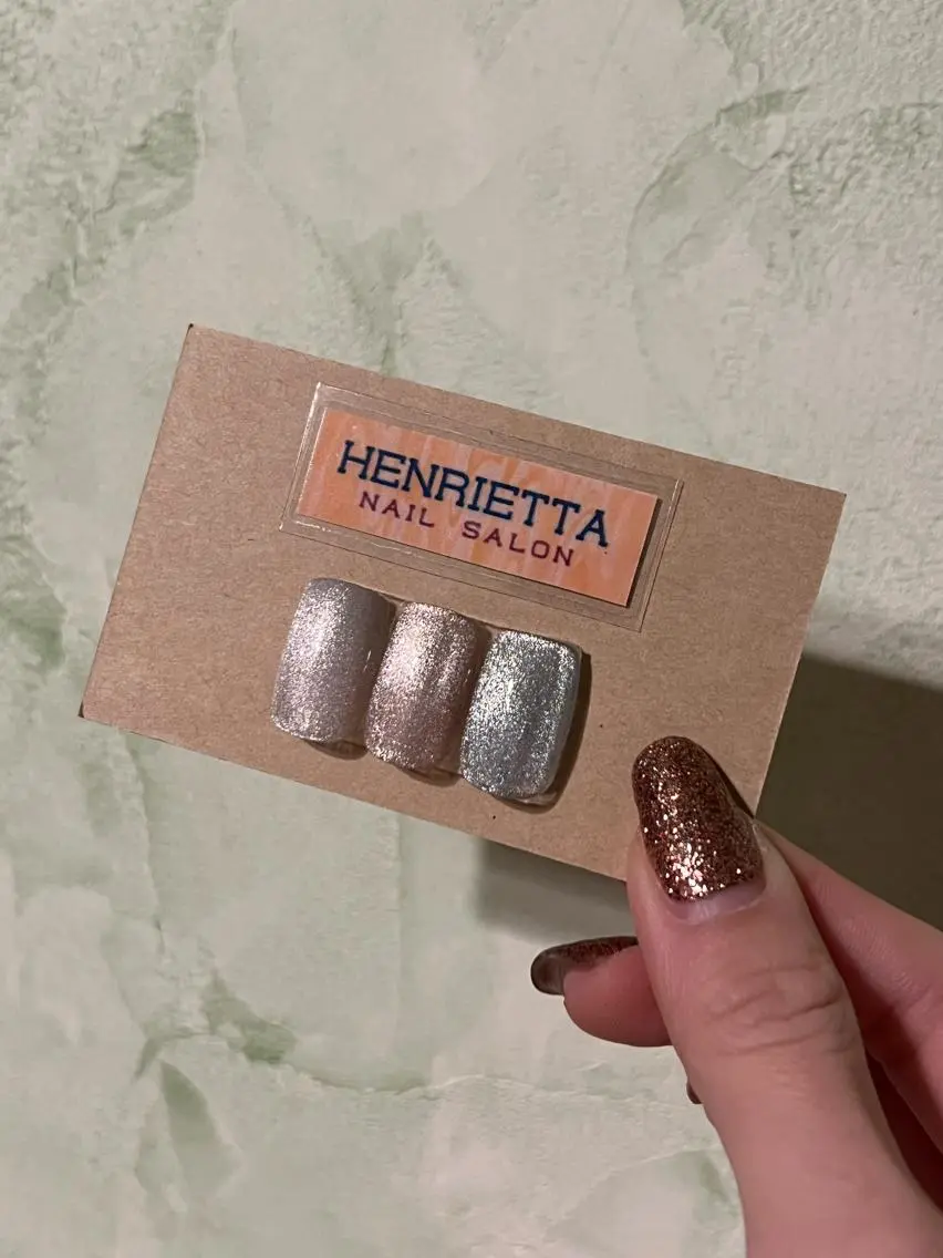 ネイル マグネットネイル ハンドネイル HENRIETTA NAILSALONのネイルデザイン