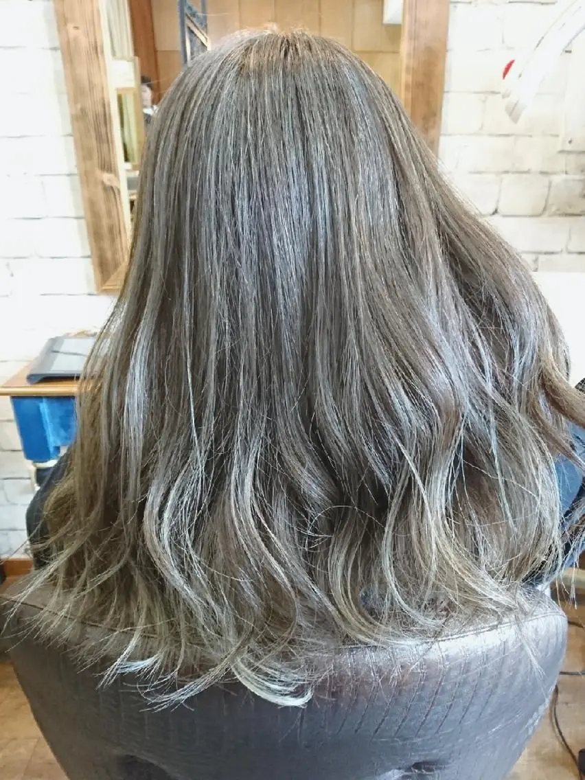 ロング カラー パーマ ヘアアレンジ メンズ メンズハイライト グラデーションカラー ハイライトカラー ハイライト まとまり💯悩み改善 ★松本尚弥★店長のヘアスタイル