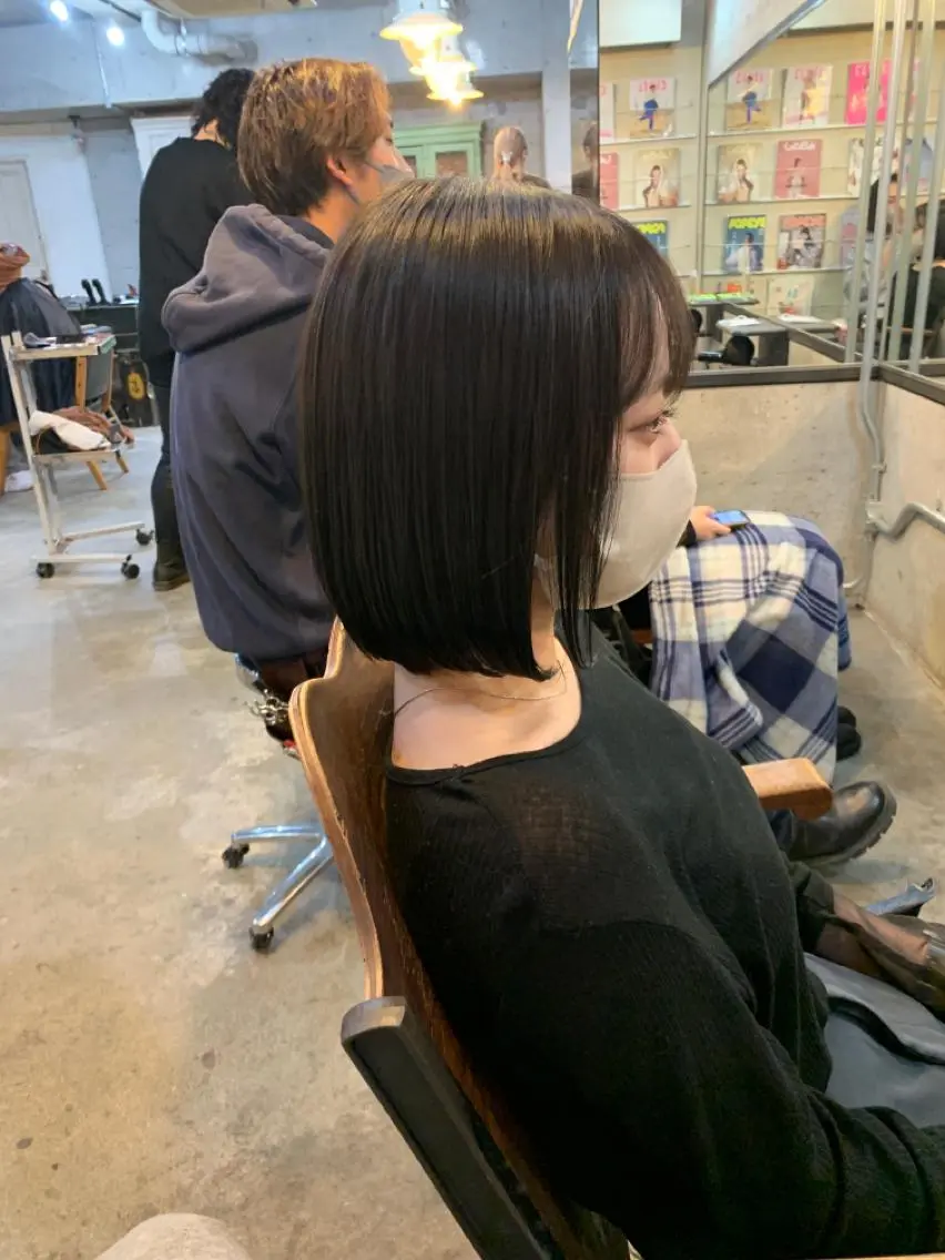 ショート カラー ヘアアレンジ メンズ キッズ ショートボブ メンズバレイヤージュ メンズブリーチ メンズハイライト メンズハイトーン ravens代表 ヒロムのヘアスタイル