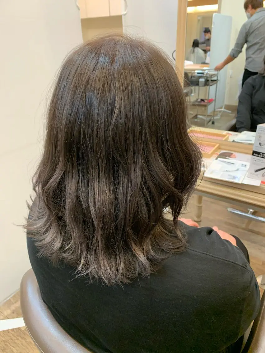 カラー グレージュ 🦋艶モテカラー/ヘ アセット🦋YURIのヘアスタイル