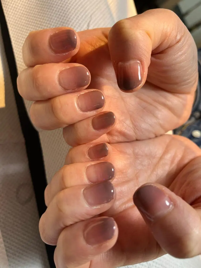 ネイル グラデーション anela 仁香のネイルデザイン
