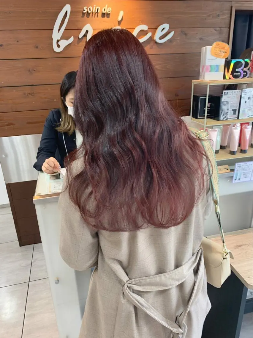 ロング レイヤー/艶髪カラー 森本くるみのヘアスタイル