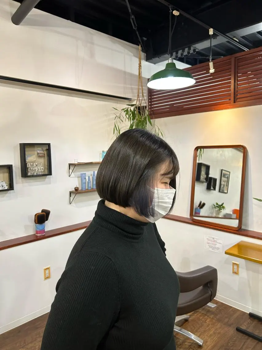 カラー 橋本 愛唯のヘアスタイル