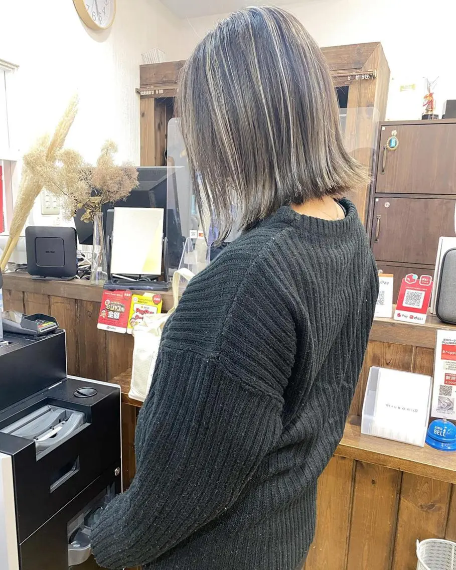 ロング カラー バレイヤージュ ブリーチ ハイライトカラー ハイトーンカラー 外国人風カラー 横浜ブリーチムラ直し ハイトーン/ブリーチのヘアスタイル