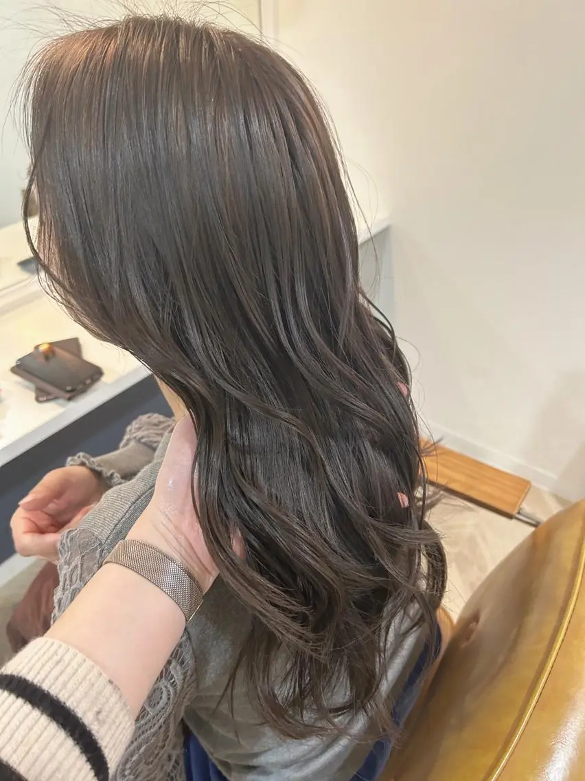 ロング ayumi ／透明感カラーのヘアスタイル