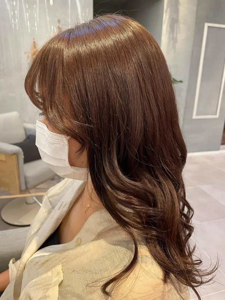 ロング カラー 顔周りカット kuschel モリオカのヘアスタイル