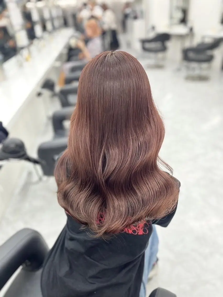 カラー 夏のトレンドヘア🤍 BABY上野のヘアスタイル