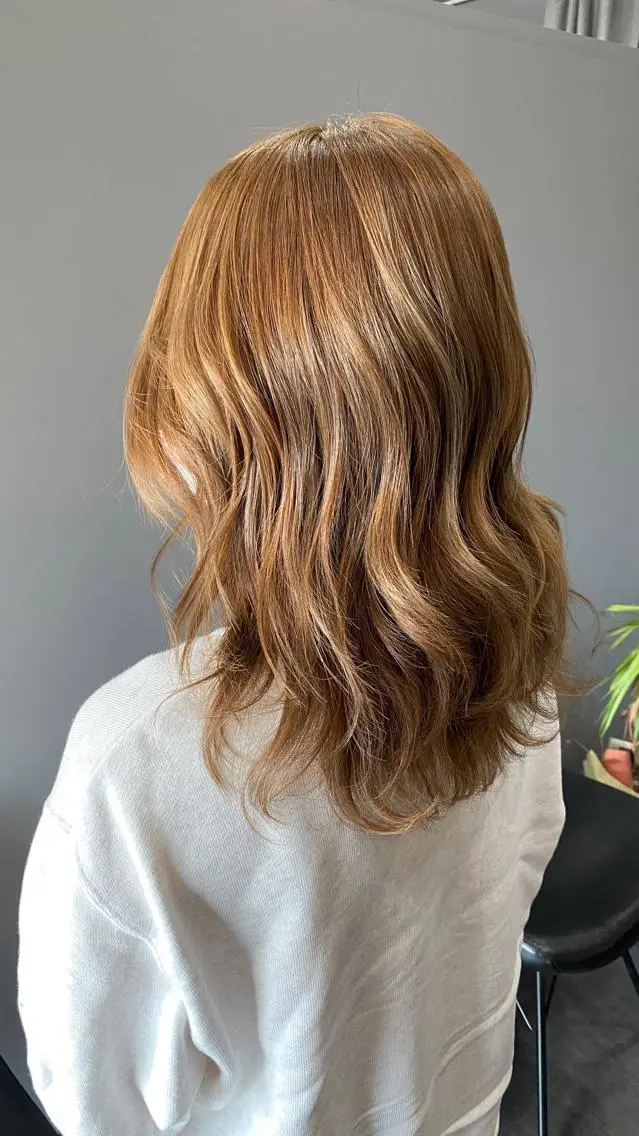 セミロング ヘアカラー トリートメント 平田 広大のヘアスタイル