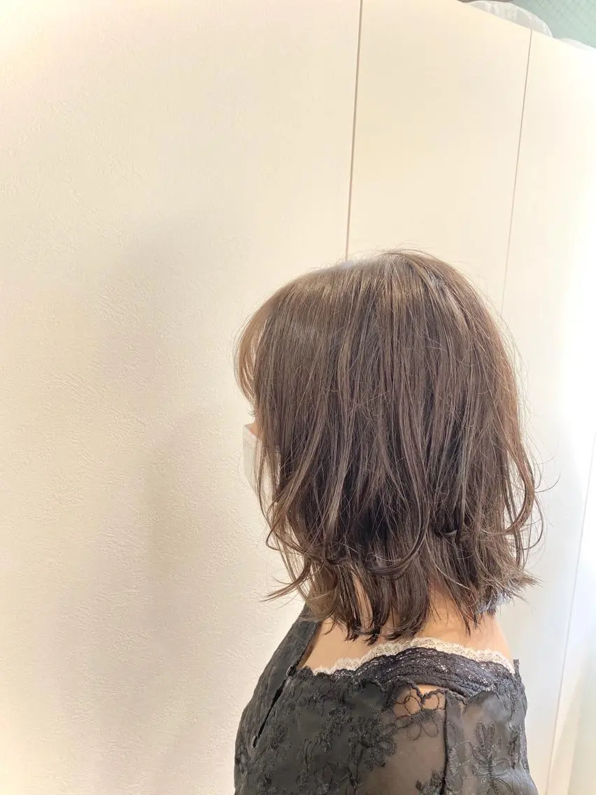 ミディアム カラー レイヤーカット ウルフカット カット ヘアカラー トリートメント Kazu .Kのヘアスタイル