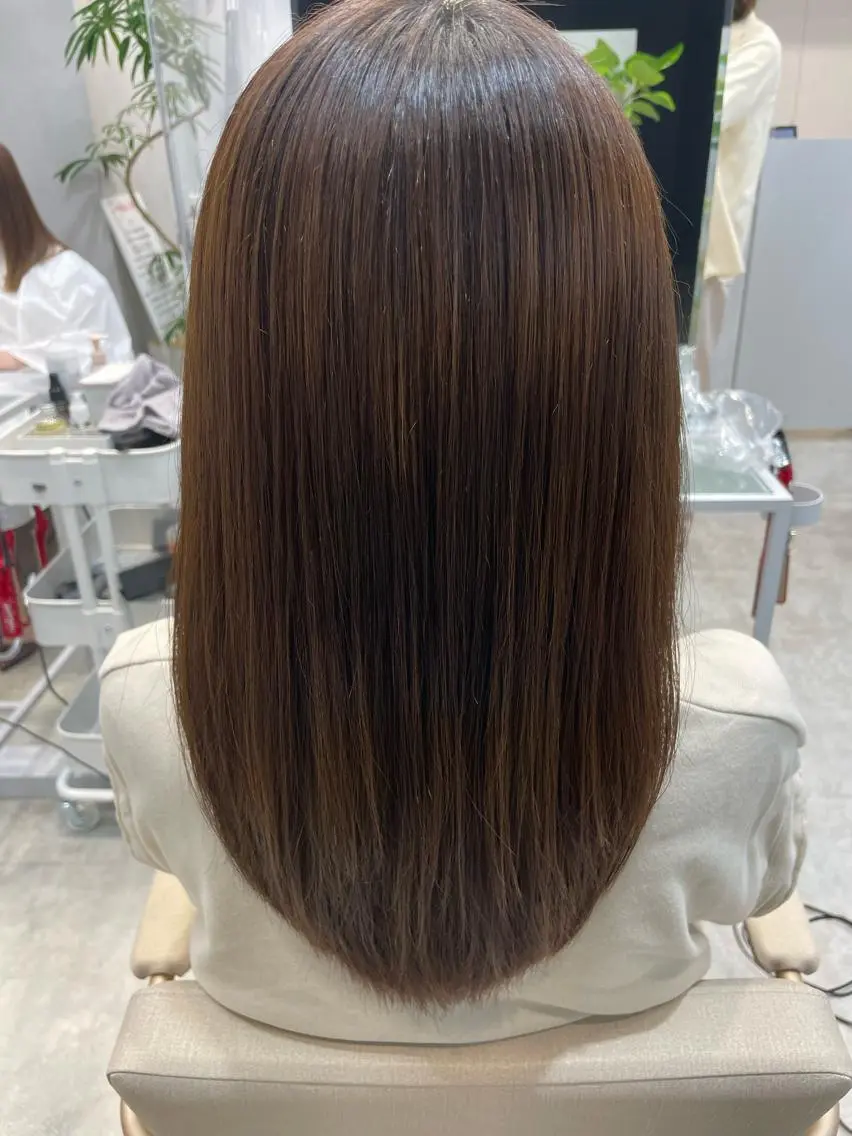 セミロング 縮毛矯正 表参道レイヤーカット 髪質改善山岸季生のヘアスタイル