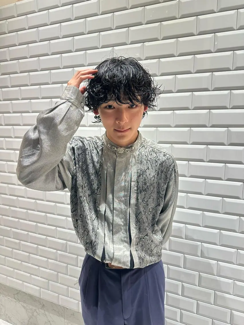 ショート パーマ メンズ マッシュウルフ マッシュ メンズパーマ メンズウルフカット ウルフカット カット パーマ 半個室サロン🫧 ササキアヤカのヘアスタイル