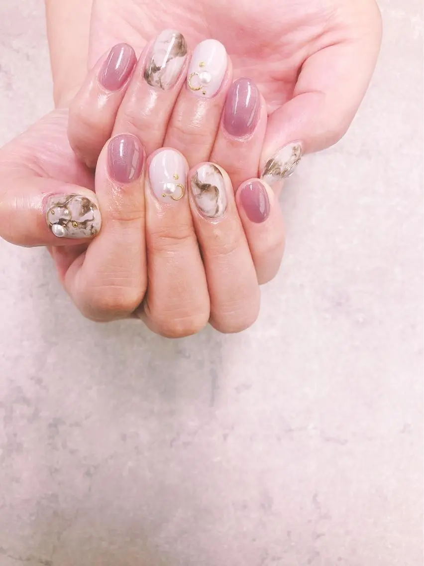 ネイル 大理石ネイル(マーブル) ピンク ハンドネイル ハンドケア FASTNAIL PLUS 新宿店のネイルデザイン