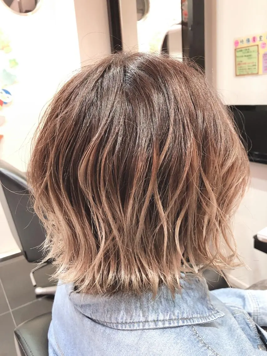 ショート カラー ヘアアレンジ 切りっぱなしボブ バレイヤージュ ハイライトカラー ボブ ハイライト カット ヘアカラー ✨髪質改善＆ボブ✨ 近藤 凌のヘアスタイル