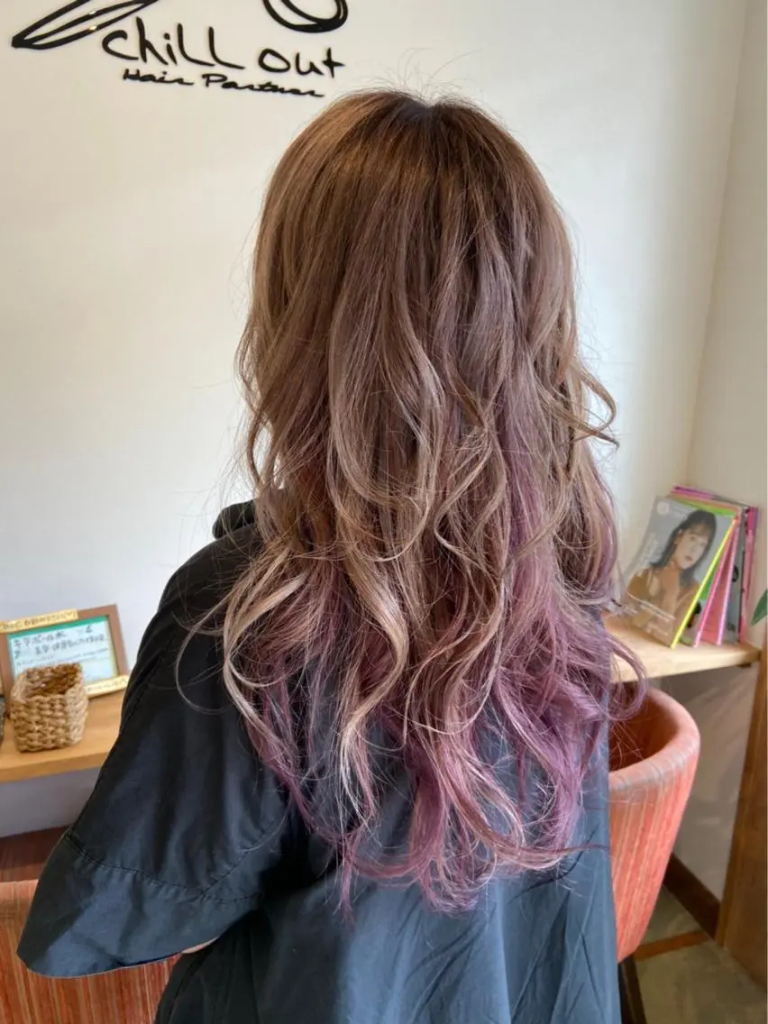 ロング カラー インナーカラー chill out 南塚口本店のヘアスタイル