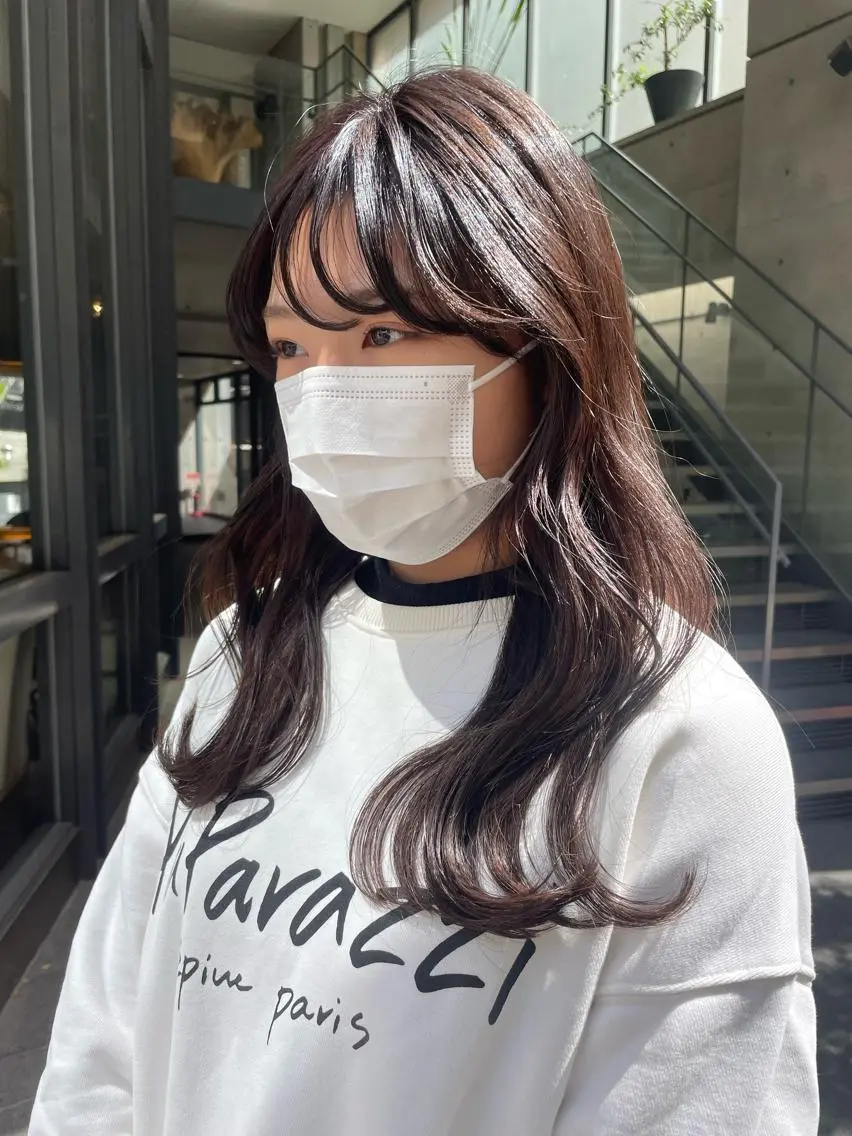 ロング カラー ブラウンカラー ナチュラルブラウン ヨシンモリ 韓国風ヘア ロング やすだ しおりのエステ・リラクイメージ