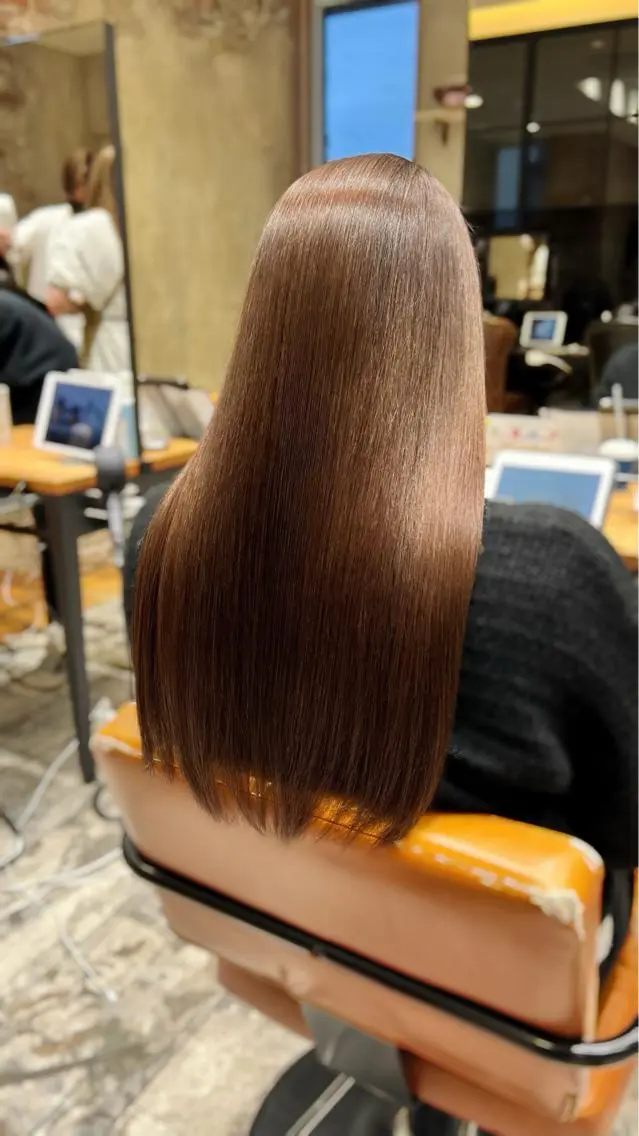 ロング カラー パーマ 黒髪 ブリーチ ブリーチなしカラー 伸ばしかけ 髪質改善 美髪ヘッドスパ🫧 西山紗奈江💆♀️のヘアスタイル