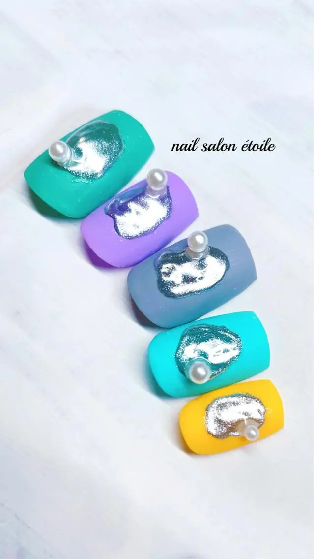 ネイル ジェルネイル マットネイル ミラーネイル パステルネイル シルバー ハンドネイル nail salon étoileのネイルデザイン