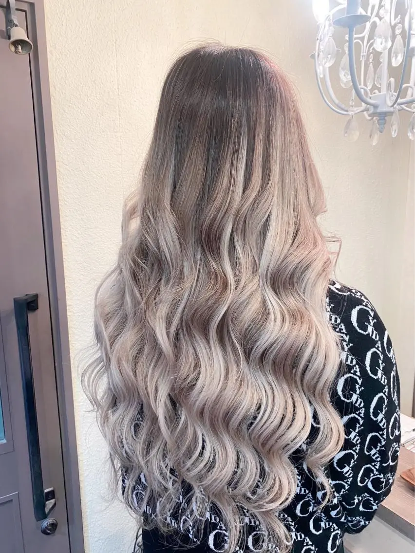 ロング ヘアアレンジ シールエクステ エクステ ロング カット エクステ 田井中 悠紀のヘアスタイル