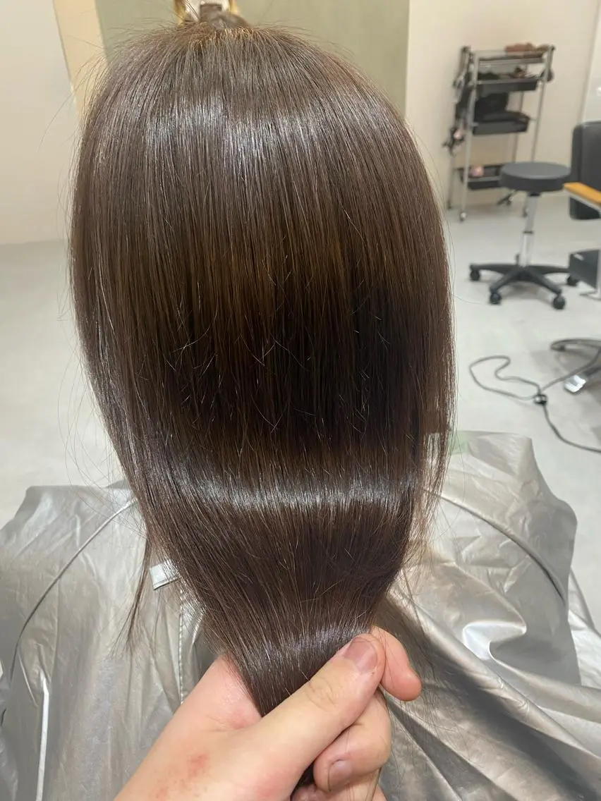 ミディアム EleRe さくやのヘアスタイル