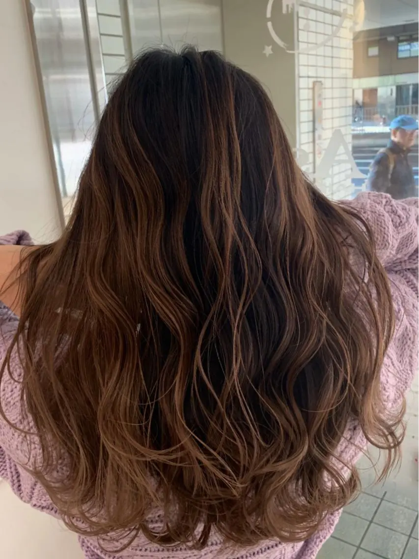 セミロング カラー バレイヤージュ レイヤーカット カット ヘアカラー ブリーチ/バレイヤ ージュ川端裕司のヘアスタイル
