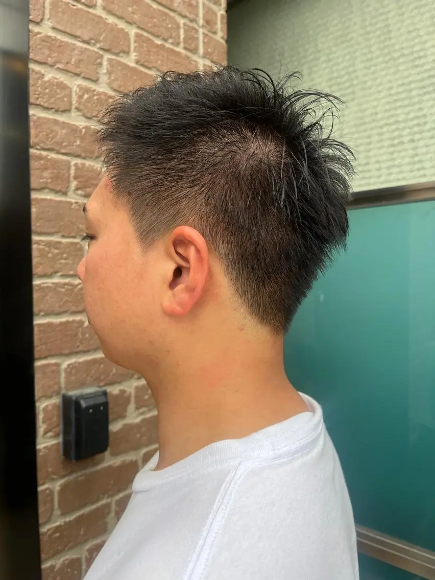 ショート カラー パーマ ヘアアレンジ メンズ キッズ ネイル マツエク・マツパ アイブロウ メンズブリーチ メンズハイライト メンズインナーカラー メンズ韓国風 ブリーチ 久木原 ゆりのヘアスタイル