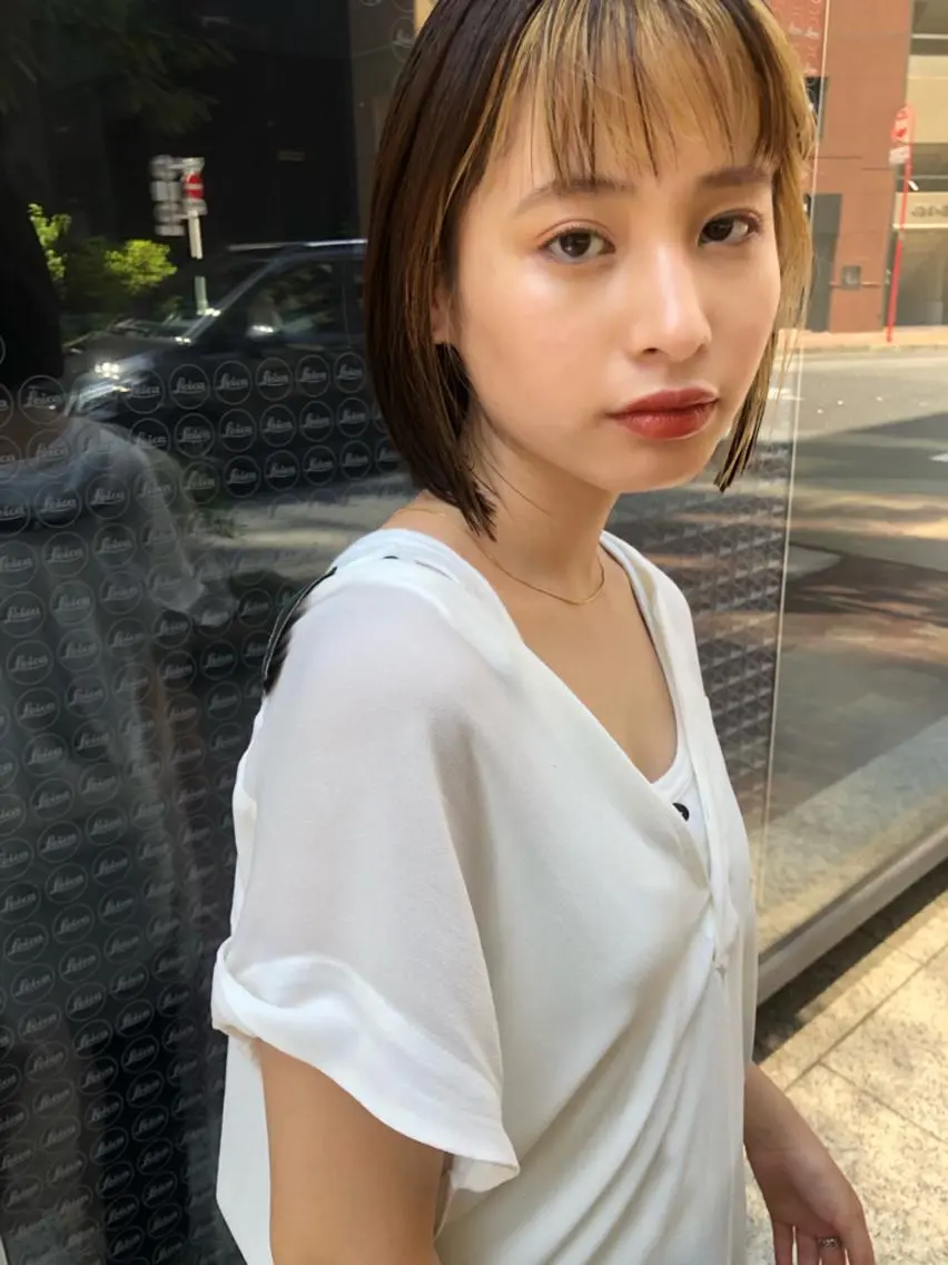 ショート カラー イヤリングカラー 似合わせカット 小顔カット カット ヘアカラー 結べるレイヤーボブ くびれLady表参道のヘアスタイル