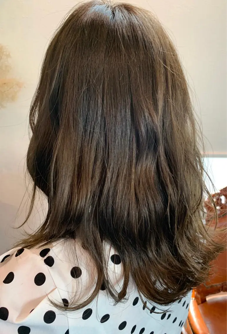 ミディアム カット ヘアカラー HairDesign JAMのヘアスタイル