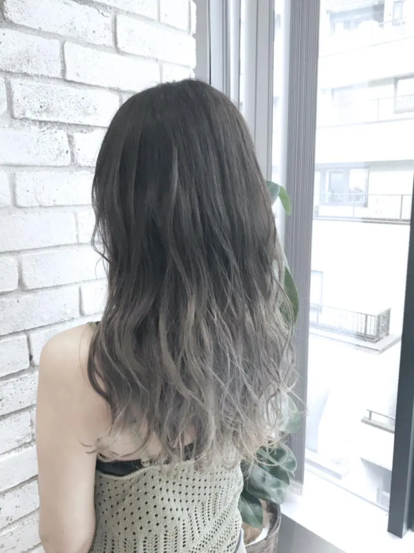 ロング カラー パーマ ヘアアレンジ メンズ キッズ ネイル マツエク・マツパ バレイヤージュ/ 髪質改善/渡邉悟🌱のヘアスタイル