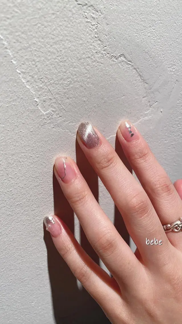 ネイル マグネットネイル ミラーネイル ハンドネイル Ann nailのネイルデザイン